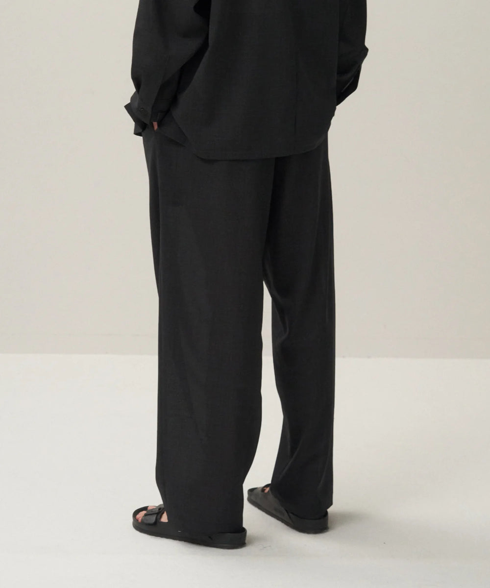 Danton Women's Lightweight Twill 2tuck Easy Pants - Black main image 1
