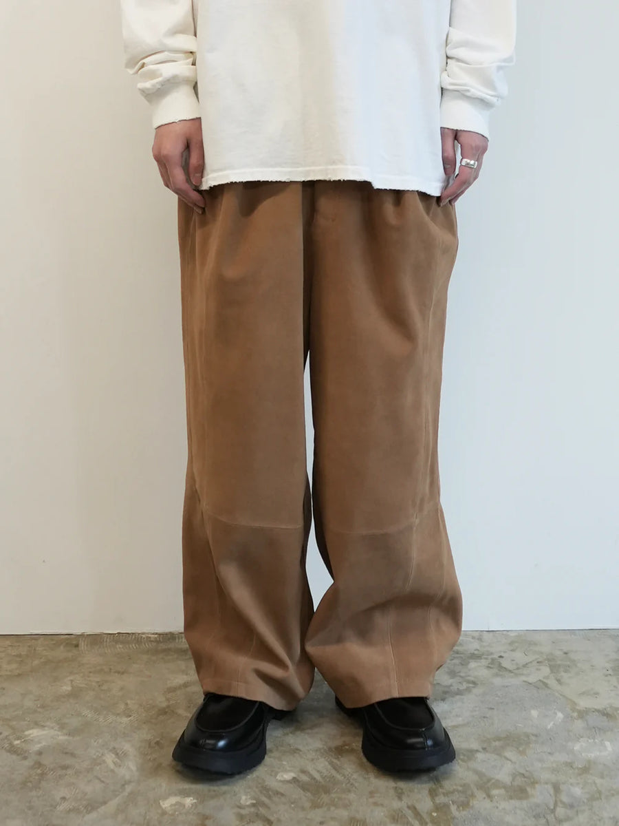 ANCELLM】SUEDE WIDE TUCK SLACKS / BROWN – Butterfly Clutch
