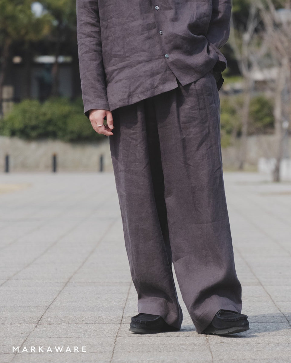 MARKAWARE】HEMP SHIRTING TRIPLE PLEATED EASY TROUSERS / CHARCOAL