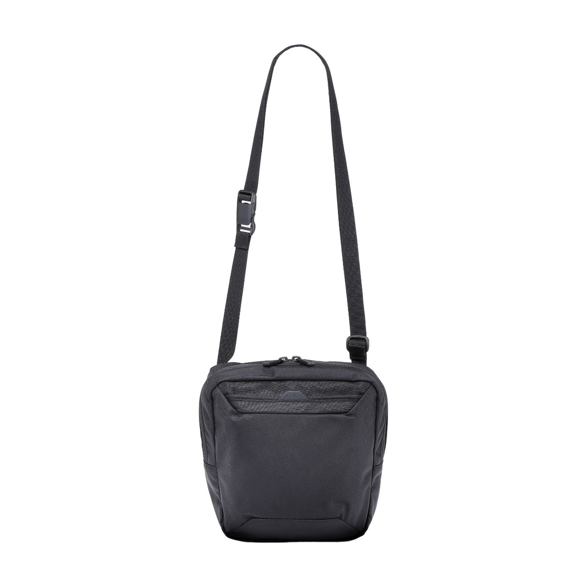 MONOLITH】SHOULDER STANDARD SS / BLACK – Butterfly Clutch