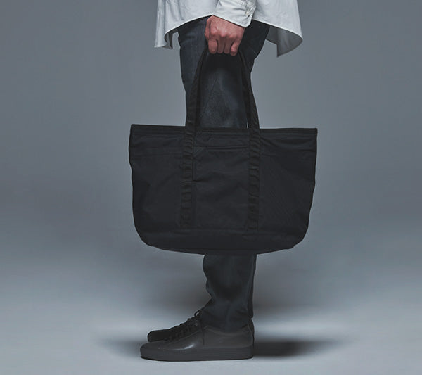 MONOLITH】TOTE STANDARD S / BLACK – Butterfly Clutch