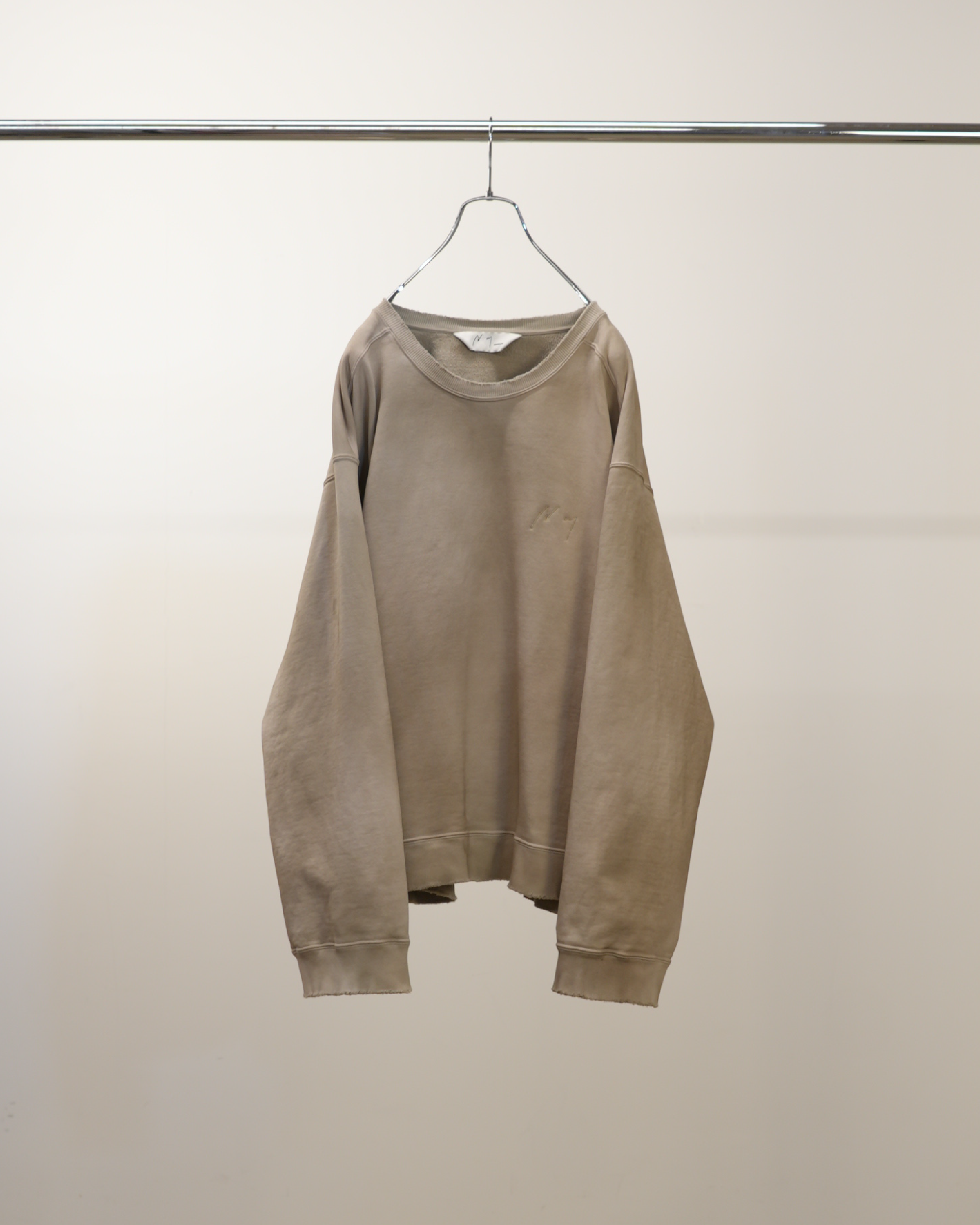 ANCELLM】UNEVENNESS SWEAT SHIRT / SAND – Butterfly Clutch
